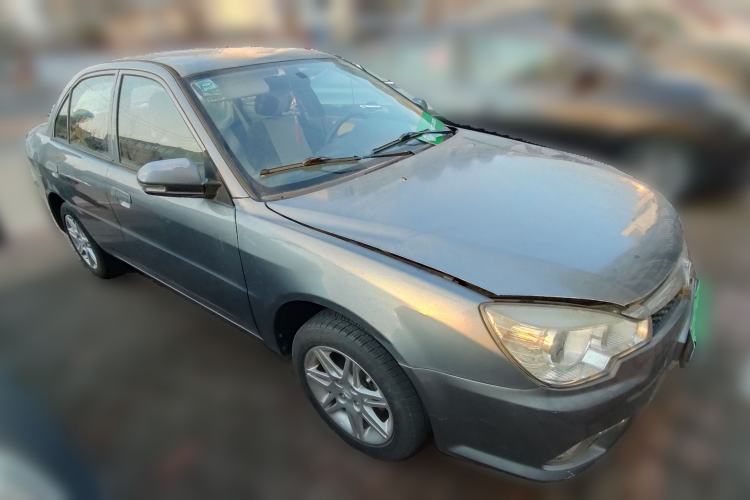Used Soueast V3 Lingyue 2011 1.5L Manual Comfort Edition Front Right 45 Deg
