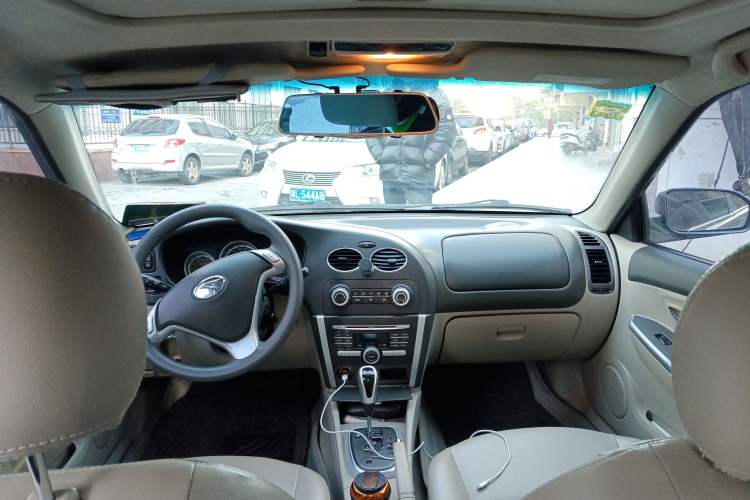 Used Soueast V3 Lingyue 2011 1.5L CVT Flagship Edition Headliner