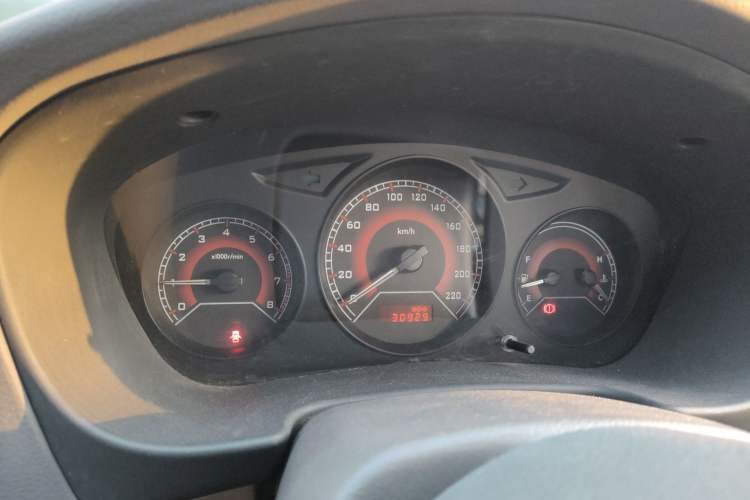 Used Soueast V3 Lingyue 2011 1.5L Manual Comfort Edition Instrument Cluster