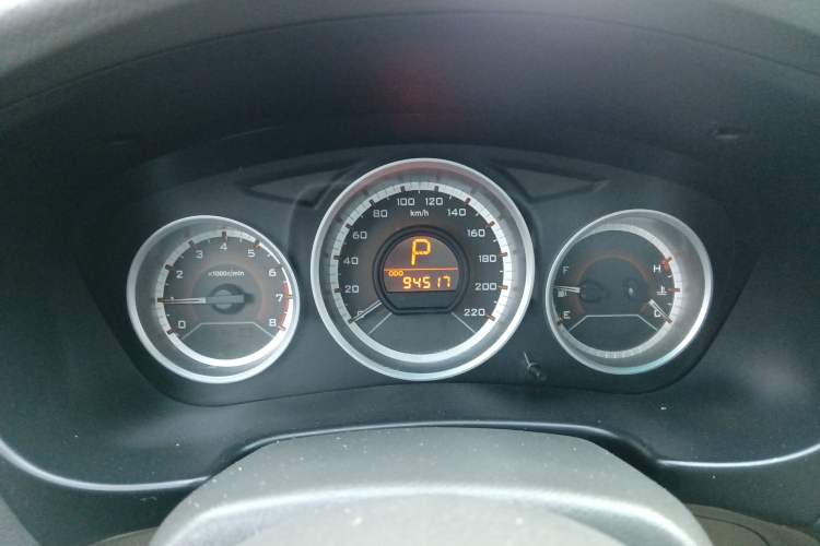 Used Soueast V3 Lingyue 2011 1.5L CVT Flagship Edition Instrument Cluster