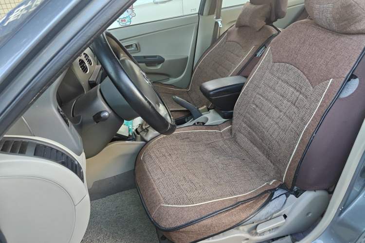 Used Soueast V3 Lingyue 2011 1.5L Manual Comfort Edition Left Front Seat