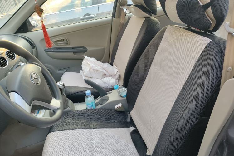 Used Soueast V3 Lingyue 2011 1.5L Manual Comfort Edition Left Front Seat