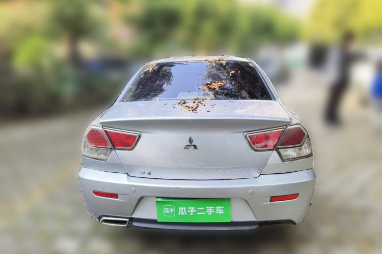 Used Soueast V3 Lingyue 2011 1.5L Manual Deluxe Edition Rear