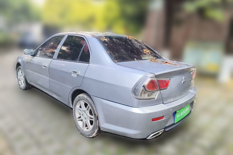 Used Soueast V3 Lingyue 2011 1.5L Manual Deluxe Edition Rear Left 45 Deg