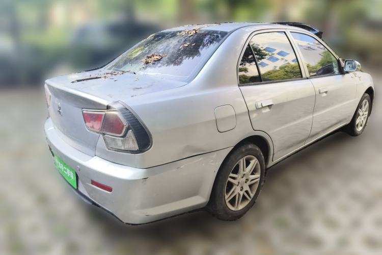 Used Soueast V3 Lingyue 2011 1.5L Manual Deluxe Edition Rear Right 45 Deg