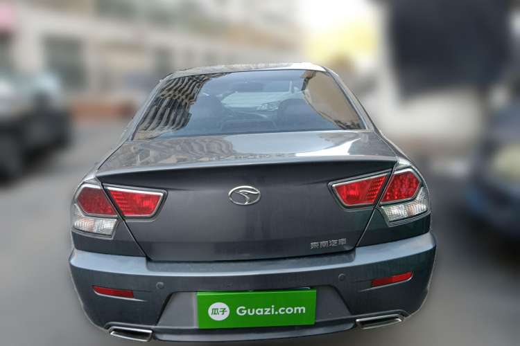 Used Soueast V3 Lingyue 2011 1.5L CVT Flagship Edition Rear