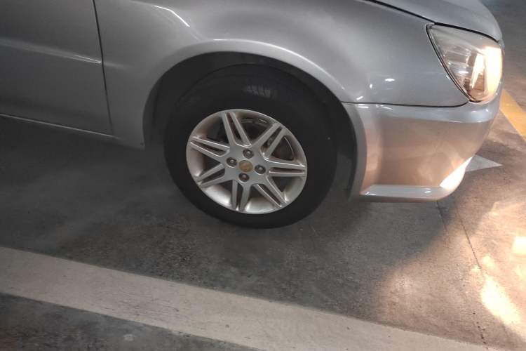 Used Soueast V3 Lingyue 2011 Revised Version 1.5L Manual – Style Edition Right Front Wheel Hub
