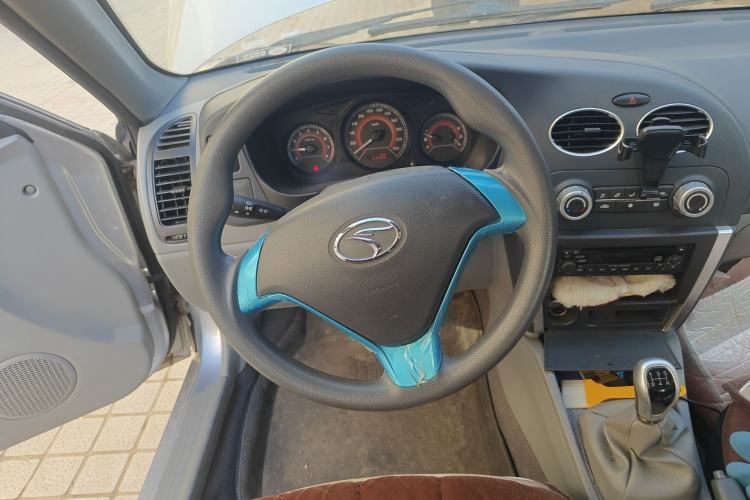 Used Soueast V3 Lingyue 2011 1.5L Manual Comfort Edition Steering Wheel