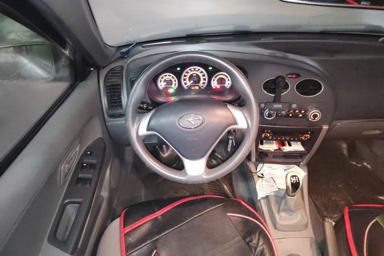 Used Soueast V3 Lingyue 2011 Revised Version 1.5L Manual – Style Edition Steering Wheel