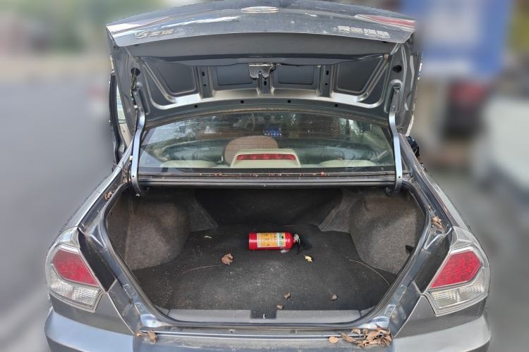 Used Soueast V3 Lingyue 2011 1.5L Manual Comfort Edition Trunk