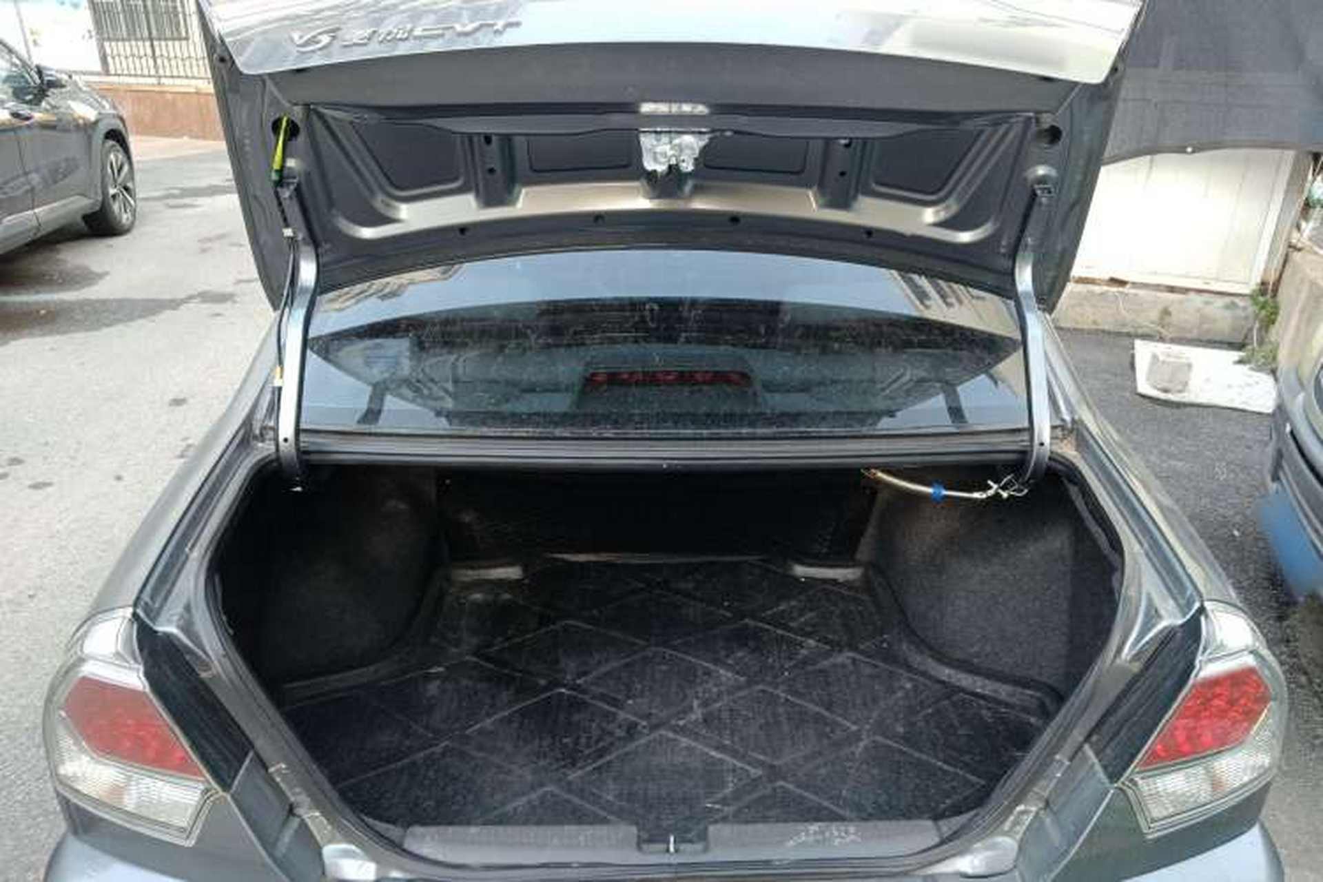 Used Soueast V3 Lingyue 2011 1.5L CVT Flagship Edition Trunk