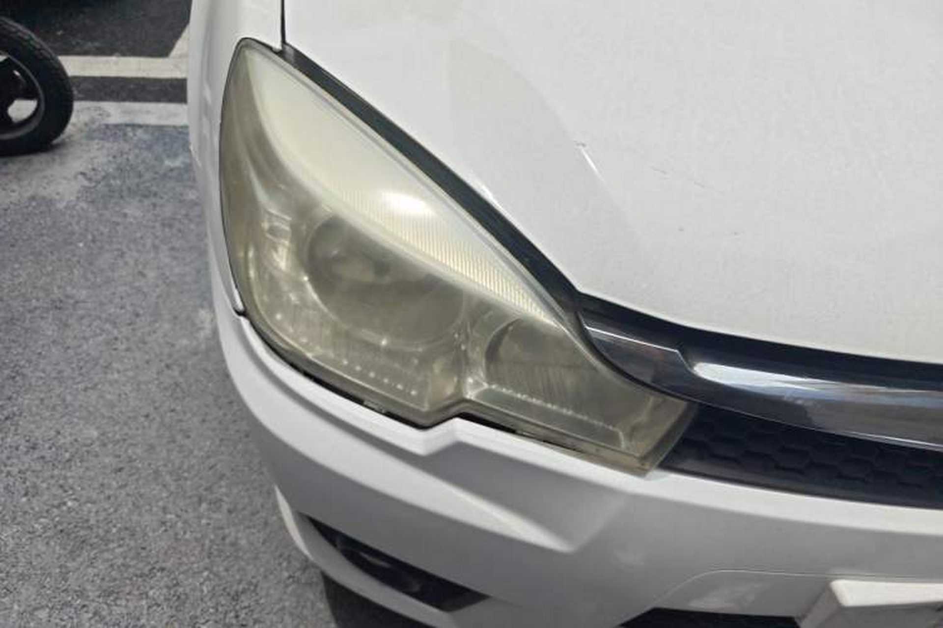 Used Soueast V3 Lingyue 2011 1.5L Manual Deluxe Edition Right Front Headlight