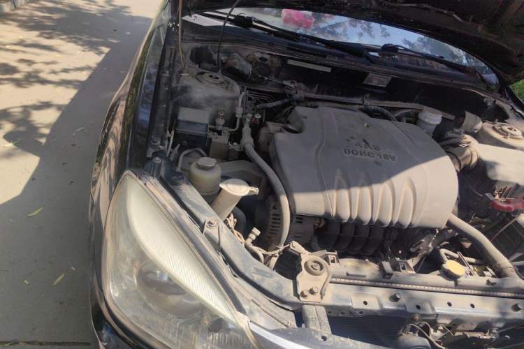 Used Soueast V3 Lingyue 2012 1.5L Manual Happiness Edition Engine Bay Right