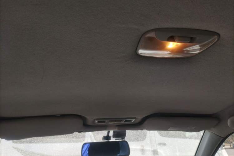 Used Soueast V3 Lingyue 2012 Revised Version 1.5L Manual Flagship Edition Headliner