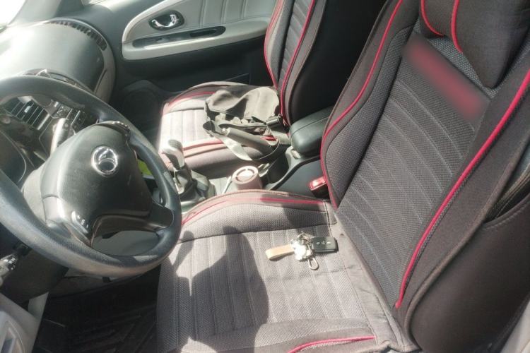 Used Soueast V3 Lingyue 2012 Revised Version 1.5L Manual Flagship Edition Left Front Seat