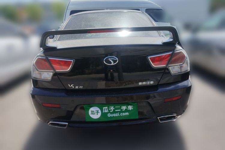 Used Soueast V3 Lingyue 2012 Revised Version 1.5L Manual Flagship Edition Rear