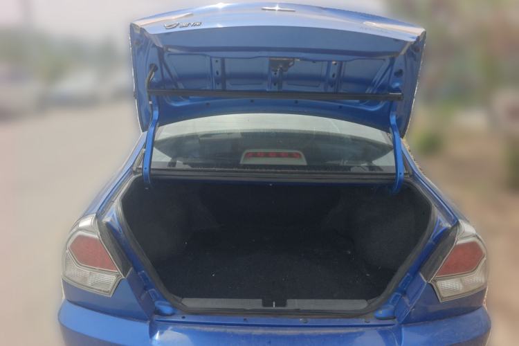Used Soueast V3 Lingyue 2012 1.5L Manual Happiness Edition Trunk