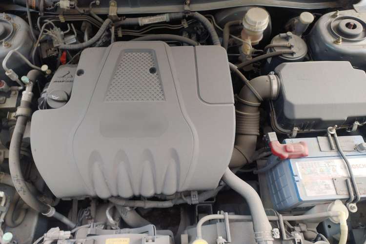 Used Soueast V3 Lingyue 2012 1.5L Manual Luxury Edition Engine Bay