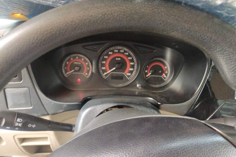 Used Soueast V3 Lingyue 2012 1.5L Manual Luxury Edition Instrument Cluster