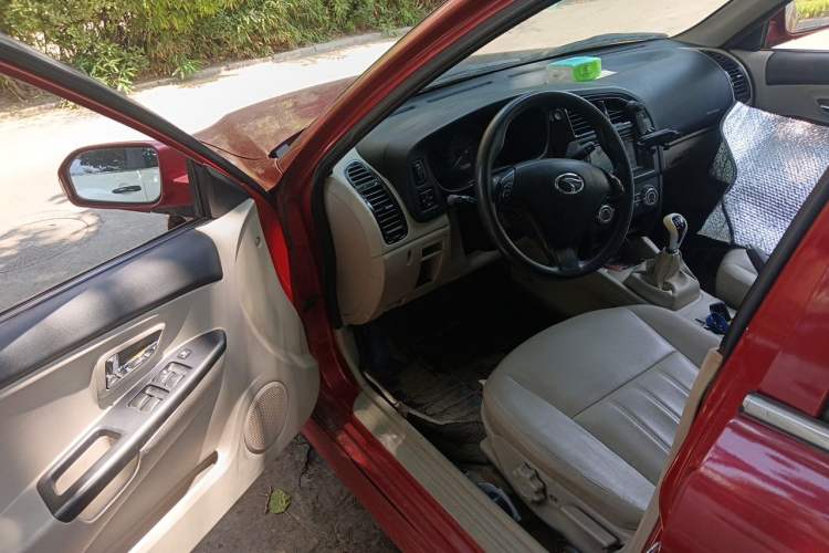Used Soueast V3 Lingyue 2012 1.5L Manual Flagship Edition Driver Seat