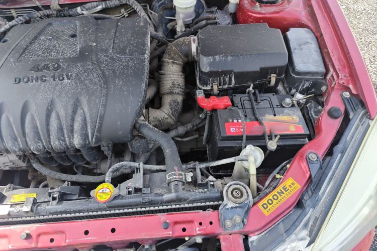 Used Soueast V3 Lingyue 2012 1.5L Manual Luxury Style Edition Engine Bay Left