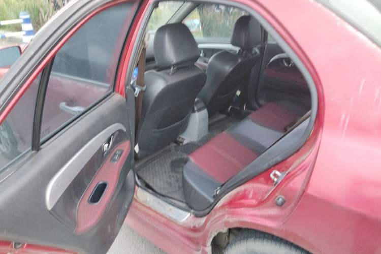 Used Soueast V3 Lingyue 2012 Revised Version 1.5L Manual – Style Edition Left Rear Seat