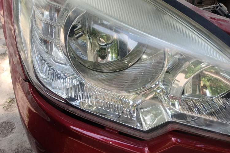 Used Soueast V3 Lingyue 2012 1.5L Manual Flagship Edition Right Front Headlight