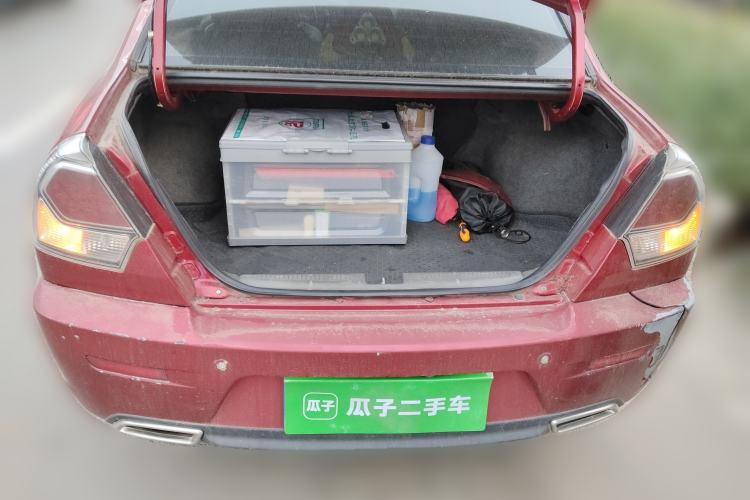 Used Soueast V3 Lingyue 2012 Revised Version 1.5L Manual – Style Edition Trunk