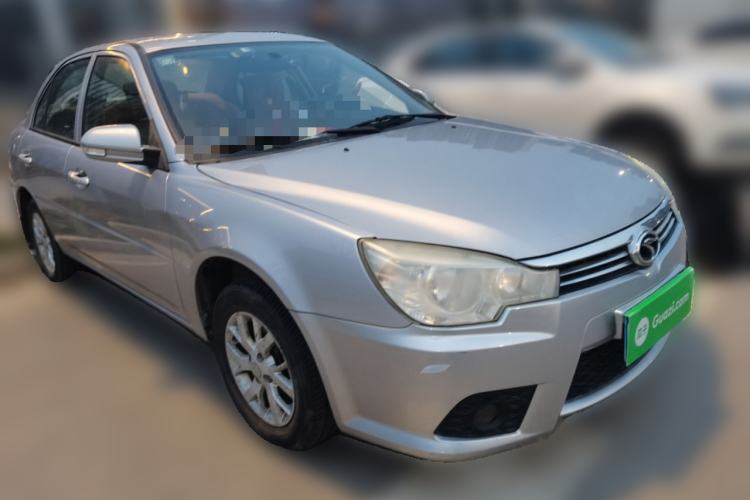 Used Soueast V3 Lingyue 2012 Revised Version 1.5L Manual – Happiness Edition Front Right 45 Deg