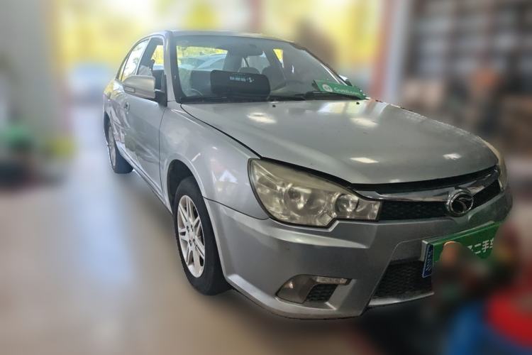 Used Soueast V3 Lingyue 2012 1.5L Manual Comfort Edition Front Right 45 Deg