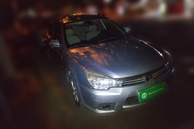 Used Soueast V3 Lingyue 2012 Revised Version 1.5L Manual Luxury Edition Front Right 45 Deg