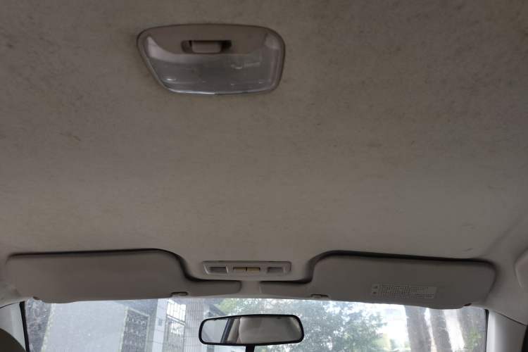 Used Soueast V3 Lingyue 2012 Revised Version 1.5L Manual Flagship Edition Headliner