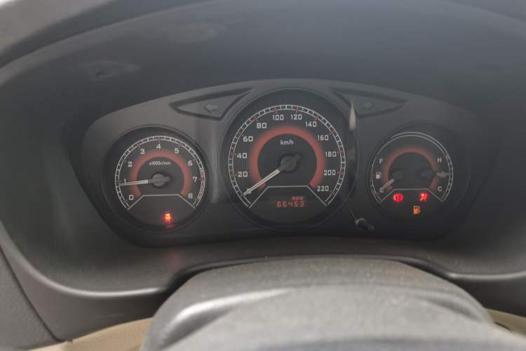 Used Soueast V3 Lingyue 2012 Revised Version 1.5L Manual Flagship Edition Instrument Cluster