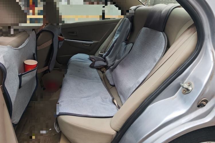 Used Soueast V3 Lingyue 2012 Revised Version 1.5L Manual Comfort Edition Left Rear Seat