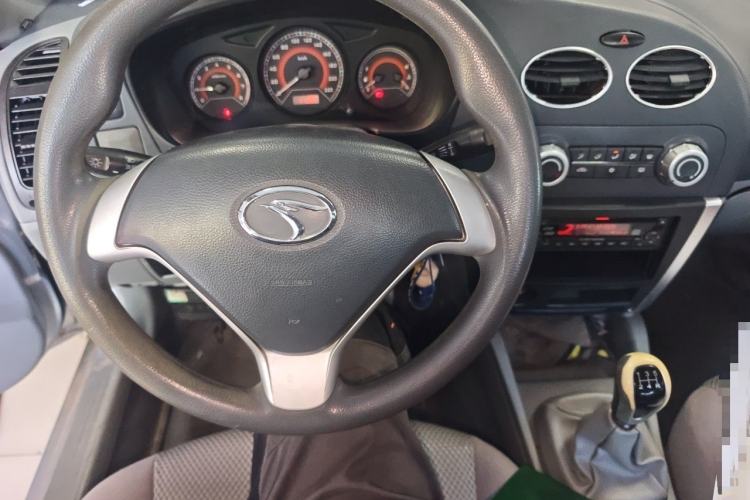 Used Soueast V3 Lingyue 2012 1.5L Manual Comfort Edition Steering Wheel