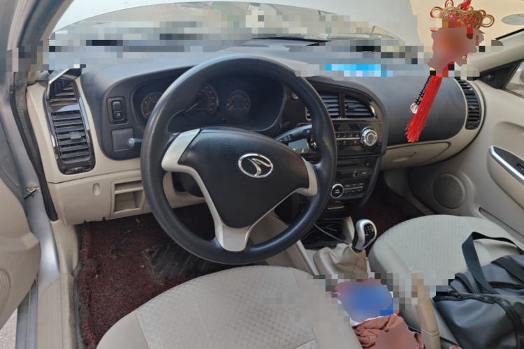 Used Soueast V3 Lingyue 2012 Revised Version 1.5L Manual Comfort Edition Steering Wheel
