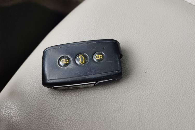 Used Soueast V3 Lingyue 2012 Revised Version 1.5L Manual Flagship Edition Vehicle Key