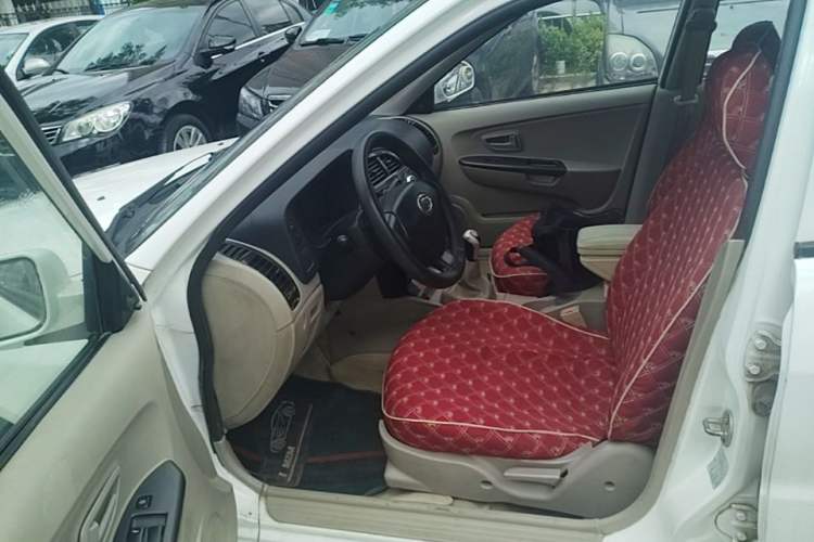 Used Soueast V3 Lingyue 2012 Revised Version 1.5L Manual Comfort Edition Driver Seat