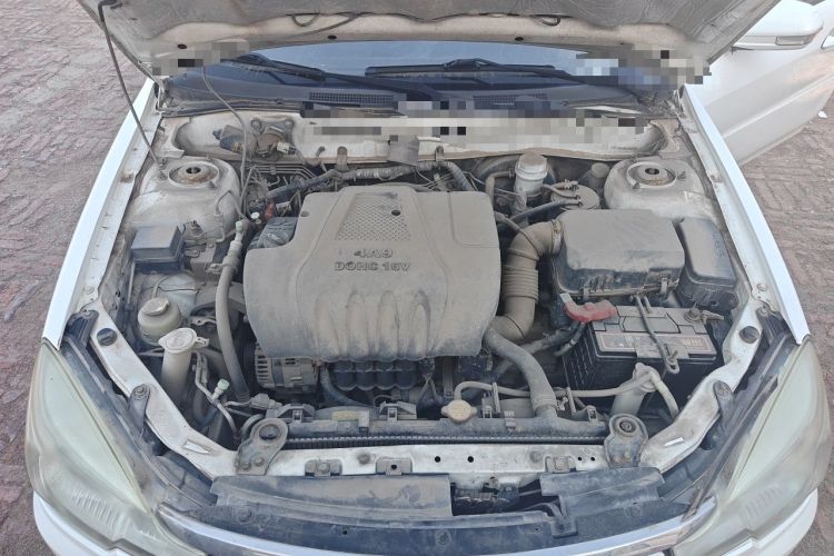 Used Soueast V3 Lingyue 2012 Revised Version 1.5L Manual Comfort Edition Engine Bay