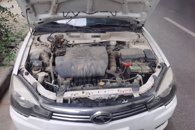 Used Soueast V3 Lingyue 2012 Revised Version 1.5L Manual – Style Edition Engine Bay