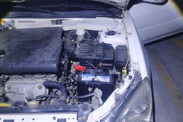 Used Soueast V3 Lingyue 2012 1.5L Manual Happiness Edition Engine Bay Left