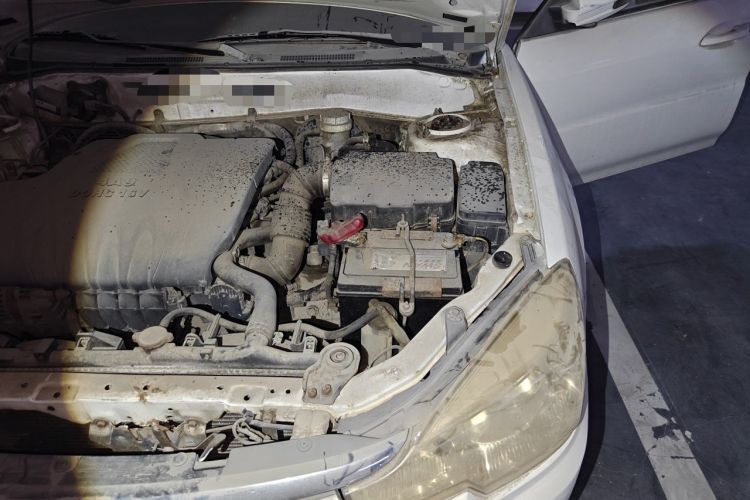 Used Soueast V3 Lingyue 2012 1.5L Manual Comfort Edition Engine Bay Left