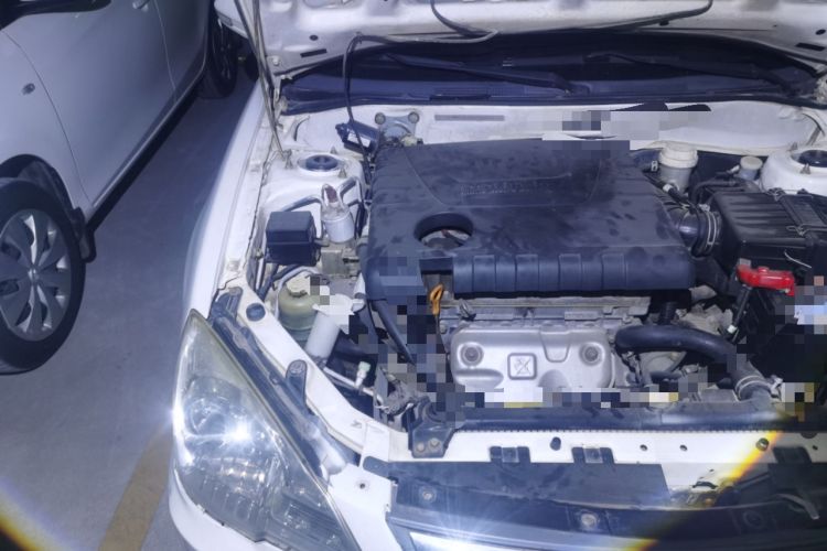 Used Soueast V3 Lingyue 2012 1.5L Manual Happiness Edition Engine Bay Right