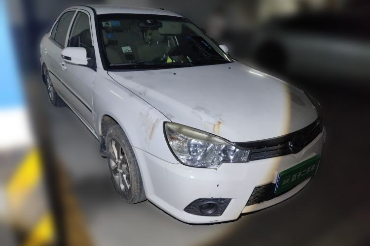 Used Soueast V3 Lingyue 2012 1.5L Manual Luxury Edition Front Right 45 Deg