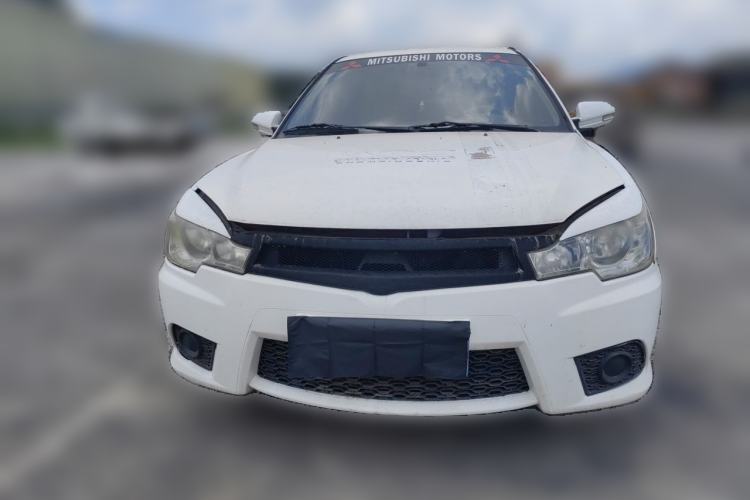 Used Soueast V3 Lingyue 2012 1.5L Manual New Happiness Edition Front