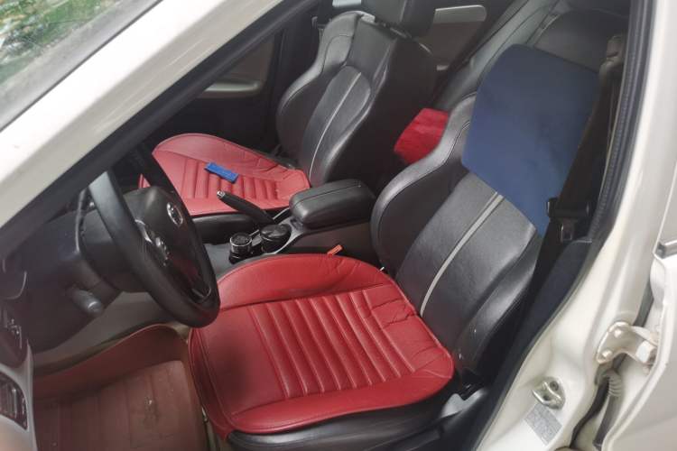Used Soueast V3 Lingyue 2012 Revised Version 1.5L Manual – Style Edition Left Front Seat
