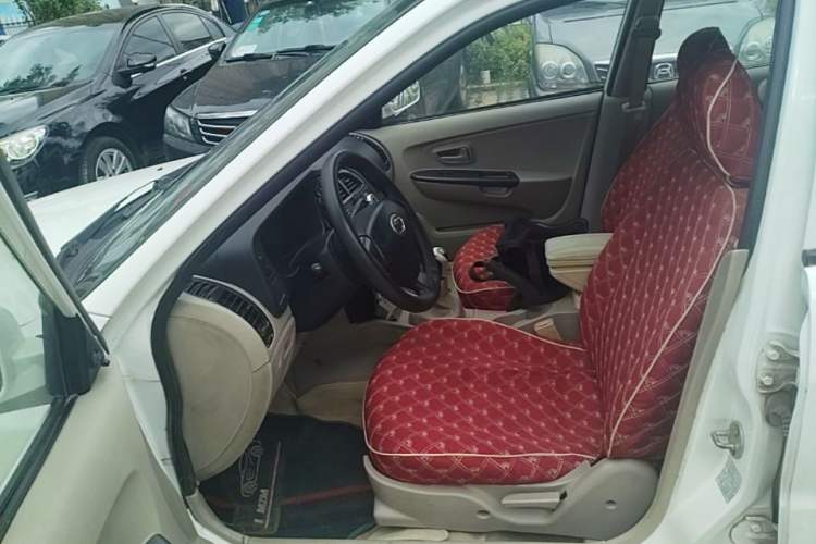 Used Soueast V3 Lingyue 2012 Revised Version 1.5L Manual Comfort Edition Left Front Seat
