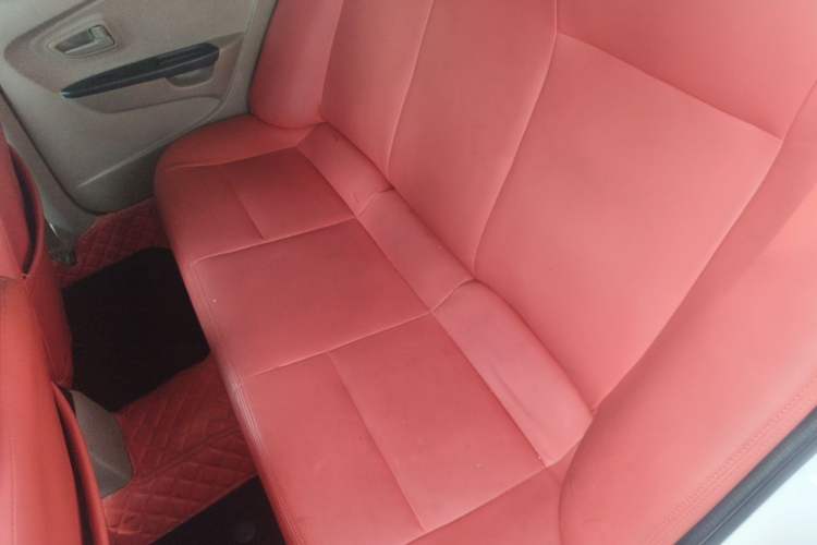 Used Soueast V3 Lingyue 2012 Revised Version 1.5L Manual Comfort Edition Left Rear Seat