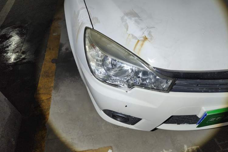 Used Soueast V3 Lingyue 2012 1.5L Manual Luxury Edition Right Front Headlight