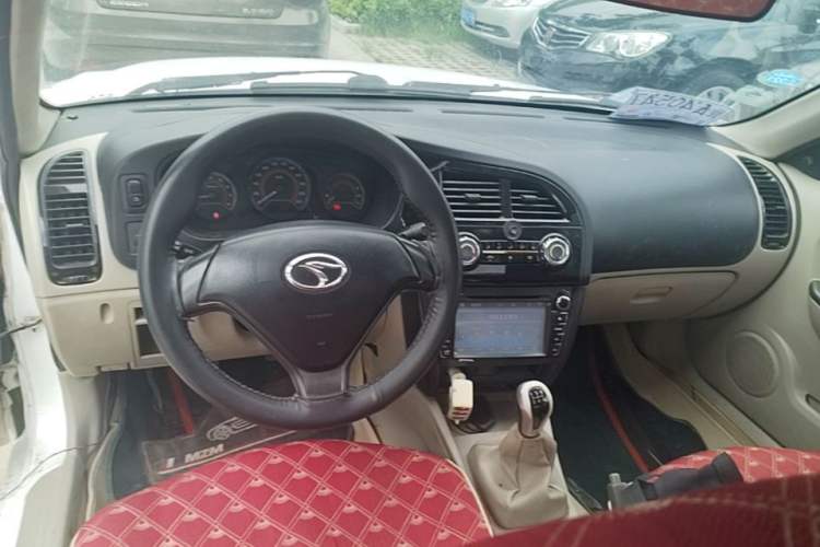 Used Soueast V3 Lingyue 2012 Revised Version 1.5L Manual Comfort Edition Steering Wheel